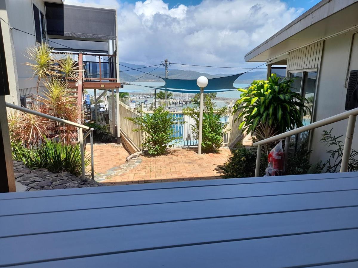 Airlie Apartments Airlie Beach Dış mekan fotoğraf