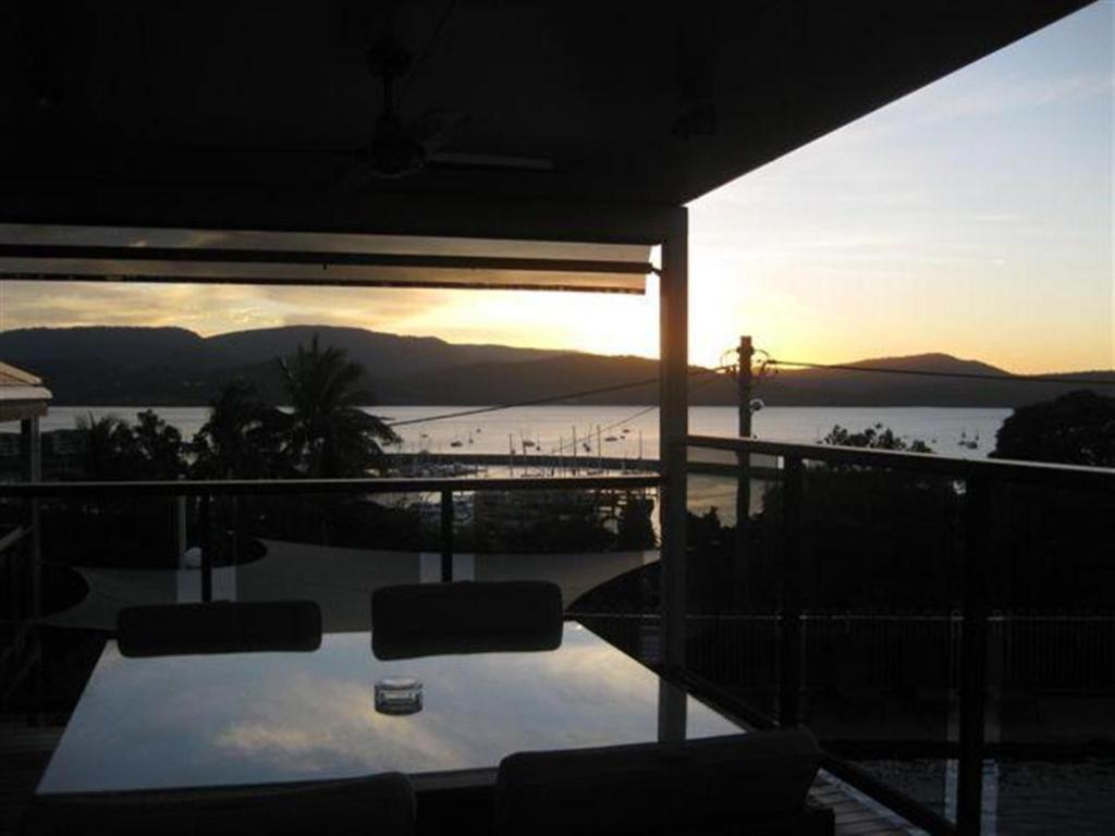 Airlie Apartments Airlie Beach Dış mekan fotoğraf